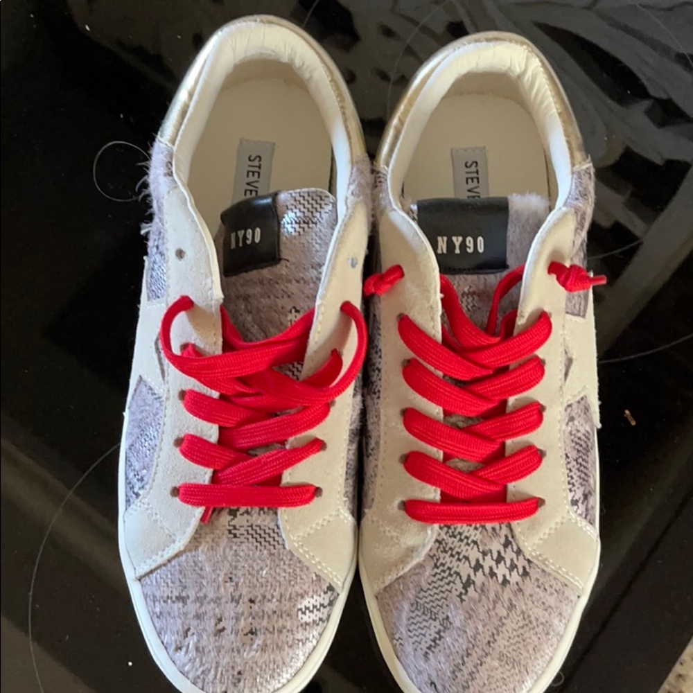 Steve Madden NY90 sneakers